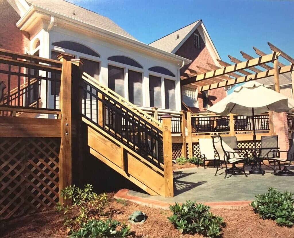 Decks & Outdoor Living